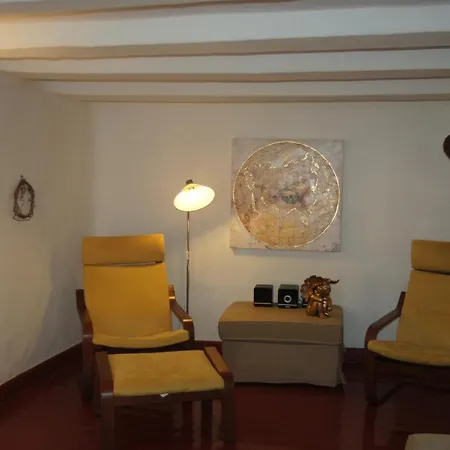 Kleine Olefant Im Historischen Ortskern Von Schleiden-olef 펜션 *