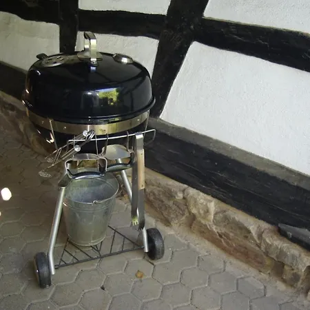 Kleine Olefant Im Historischen Ortskern Von Schleiden-olef *