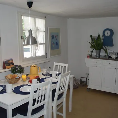 Kleine Olefant Im Historischen Ortskern Von Schleiden-olef