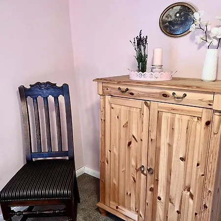 Kleine Olefant Im Historischen Ortskern Von Schleiden-olef * 슈라이덴