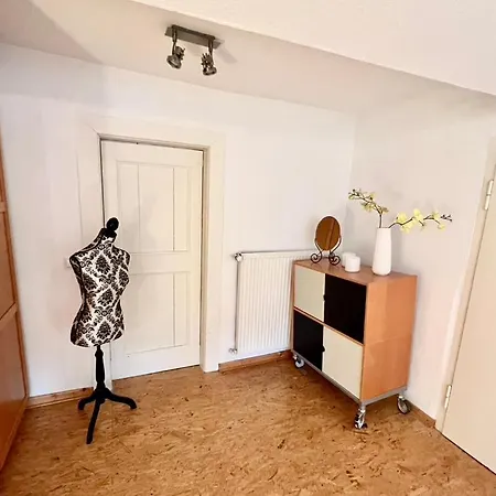 Kleine Olefant Im Historischen Ortskern Von Schleiden-olef * 슈라이덴