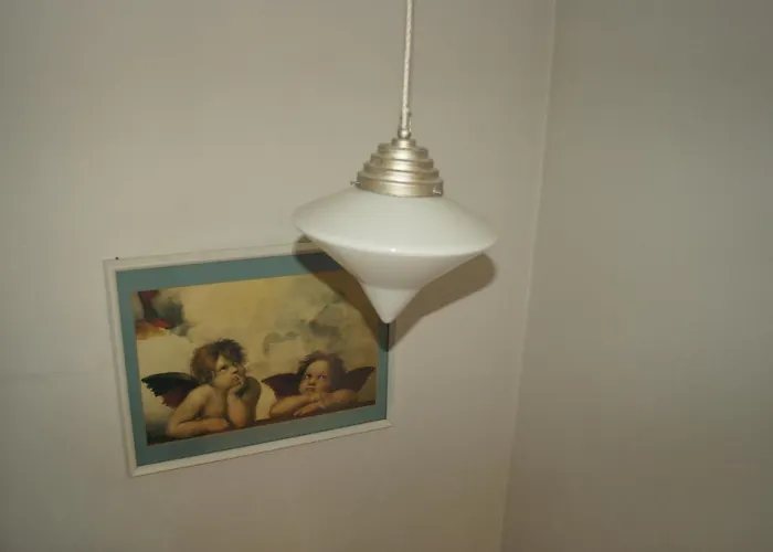 Kleine Olefant Im Historischen Ortskern Von Schleiden-olef Schleiden