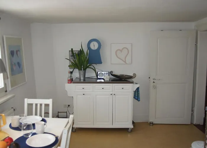 Kleine Olefant Im Historischen Ortskern Von Schleiden-olef Сasa de vacaciones *