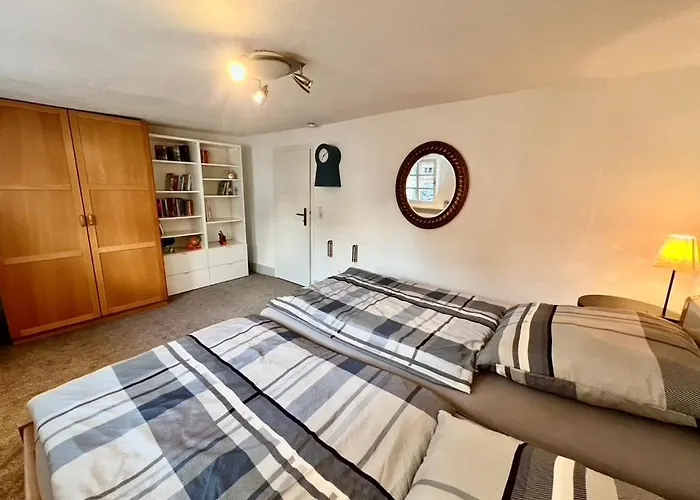 Kleine Olefant Im Historischen Ortskern Von Schleiden-olef *